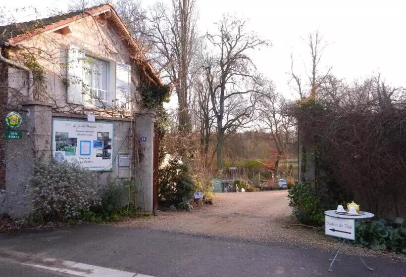 ベッドアンドブレックファースト Chambres D'hôtes Du Jardin Francais