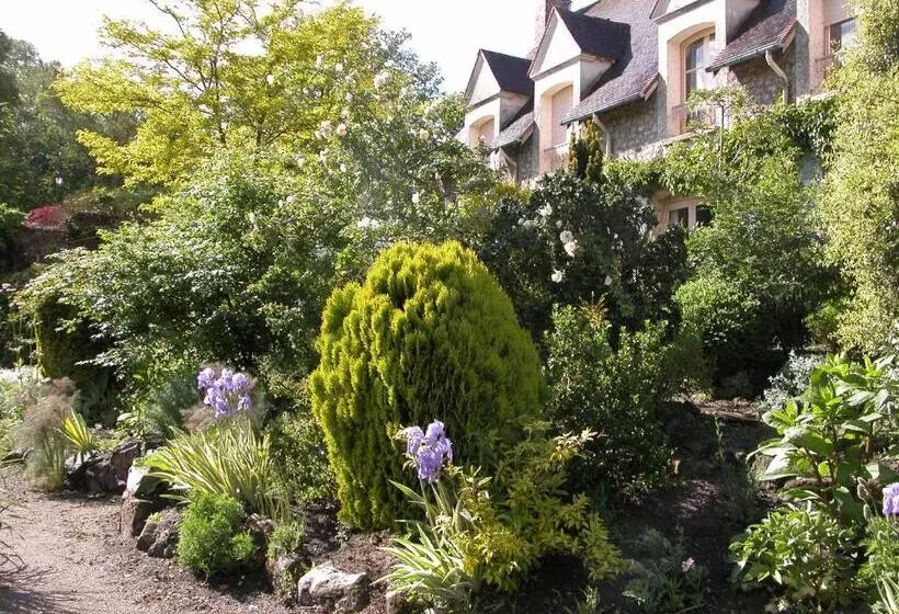 ベッドアンドブレックファースト Chambres D'hôtes Du Jardin Francais