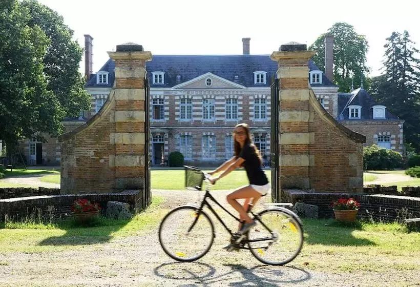ベッドアンドブレックファースト Château De La Giraudière