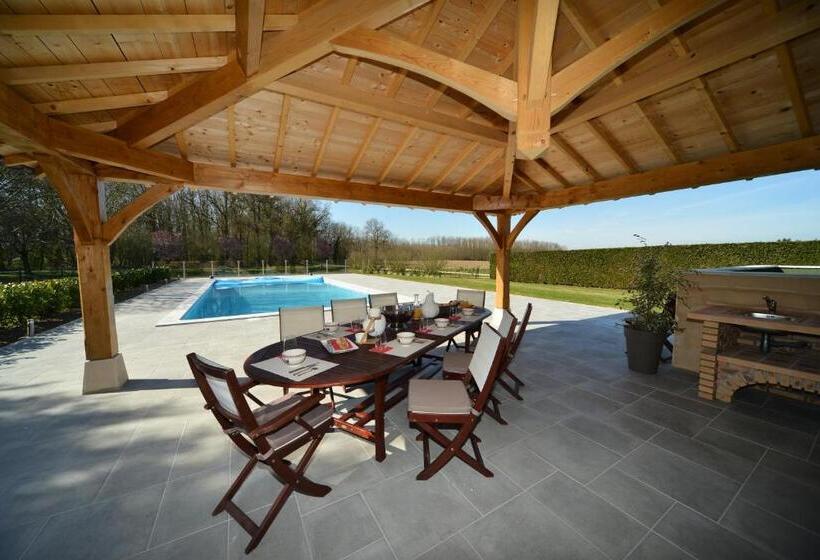 Bed and Breakfast Domaine De La Garde