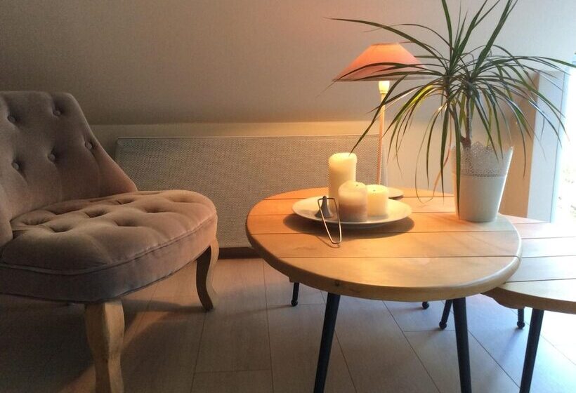 住宿加早餐  La Belle Relax