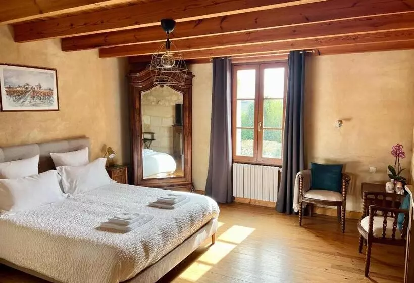 تختخواب و صبحانه La Gomerie Chambres D'hotes