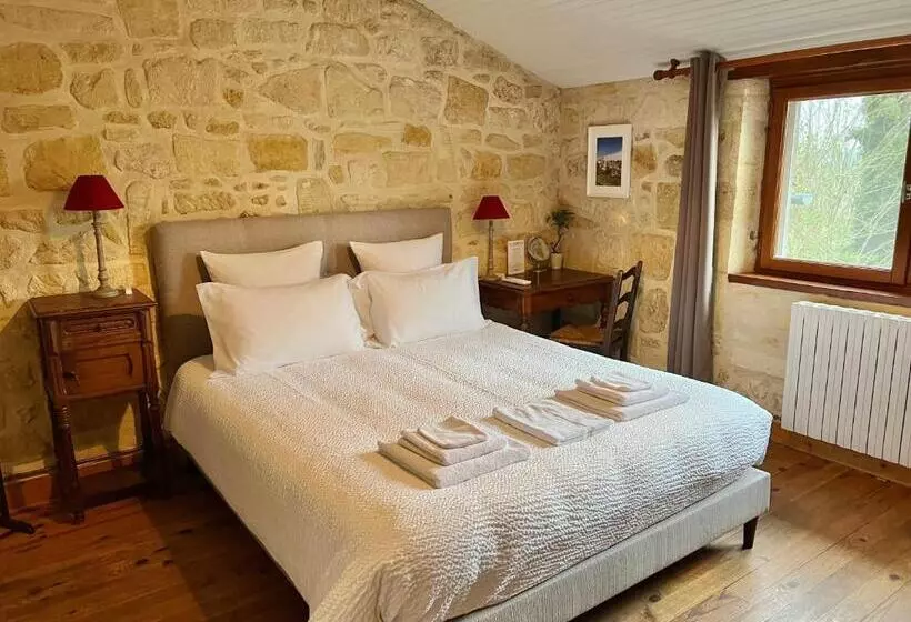 تختخواب و صبحانه La Gomerie Chambres D'hotes