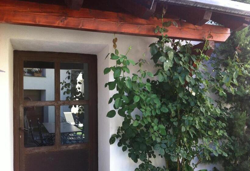 مبيت وإفطار La Maison Carolane