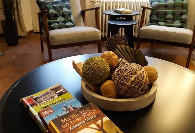 تختخواب و صبحانه Le Parc Des 4 Saisons