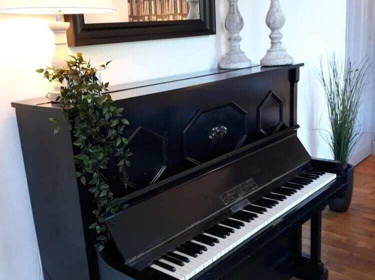 تختخواب و صبحانه Le Parc Des 4 Saisons