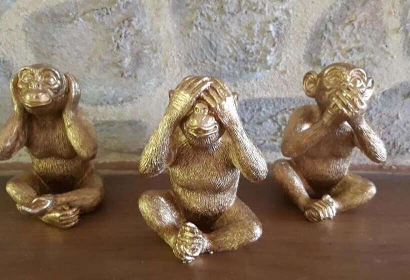 تختخواب و صبحانه Le Parc Des 4 Saisons