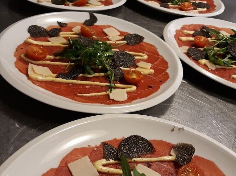 تختخواب و صبحانه Le Parc Des 4 Saisons