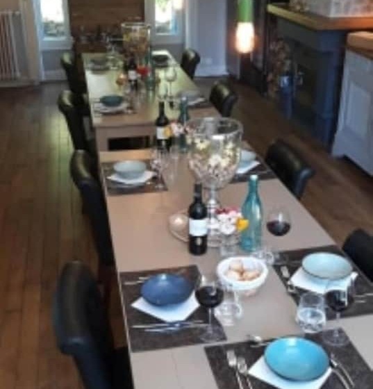 تختخواب و صبحانه Le Parc Des 4 Saisons