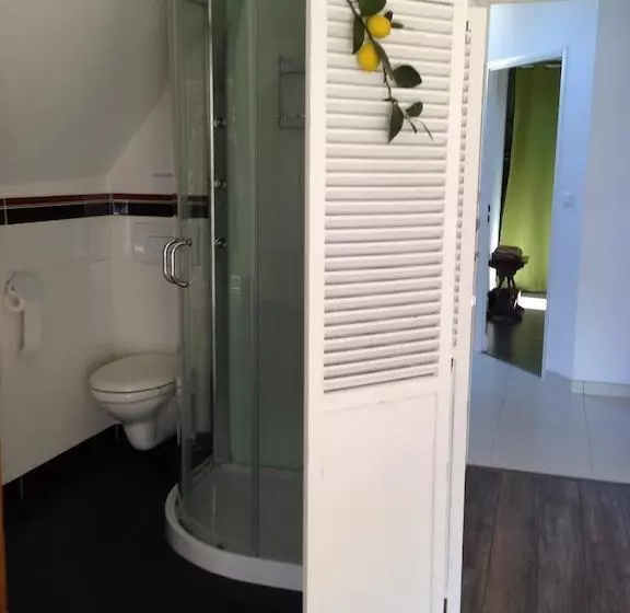 Aamiaismajoitus (B&B) Les Camelias