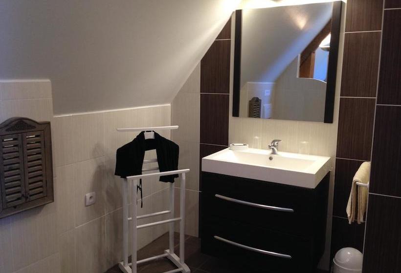 ベッドアンドブレックファースト Les Camelias