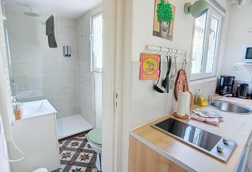 住宿加早餐  Les Glycines Oloron