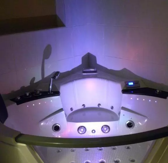ベッドアンドブレックファースト Villa Mogador Piscine Et Balnéo