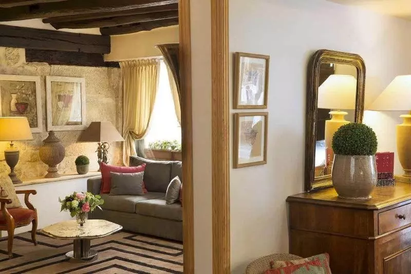 هتل Hôtel Du Cygne Paris