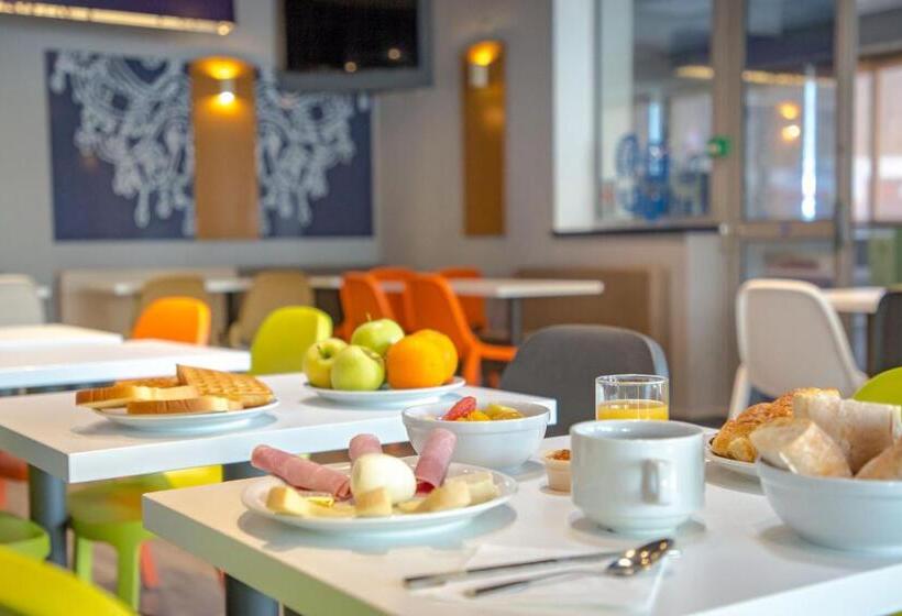 هتل Ibis Budget Aubagne Paluds Agora