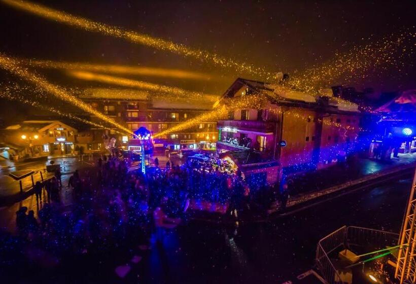 هتل La Taverne