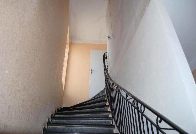 בית מלון כפרי Le Logis Charmant