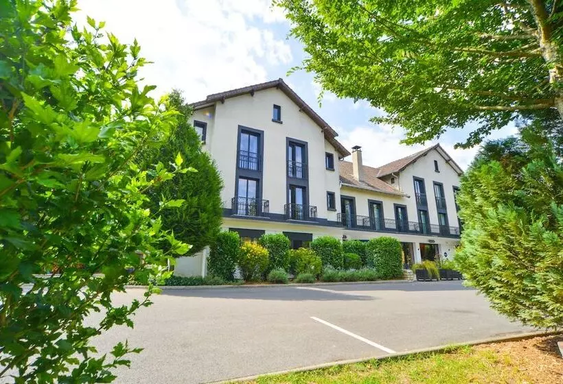 Logis   Hotel Restaurant La Mire