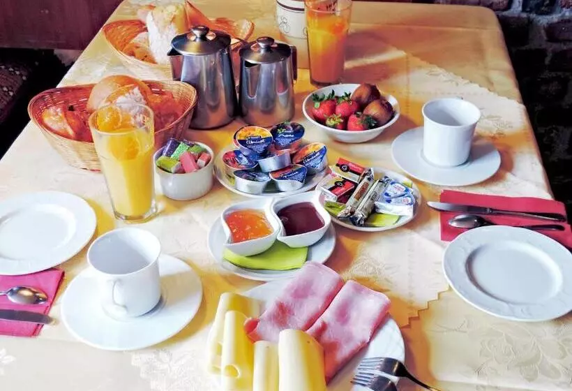 ホテル Restaurant Cristal