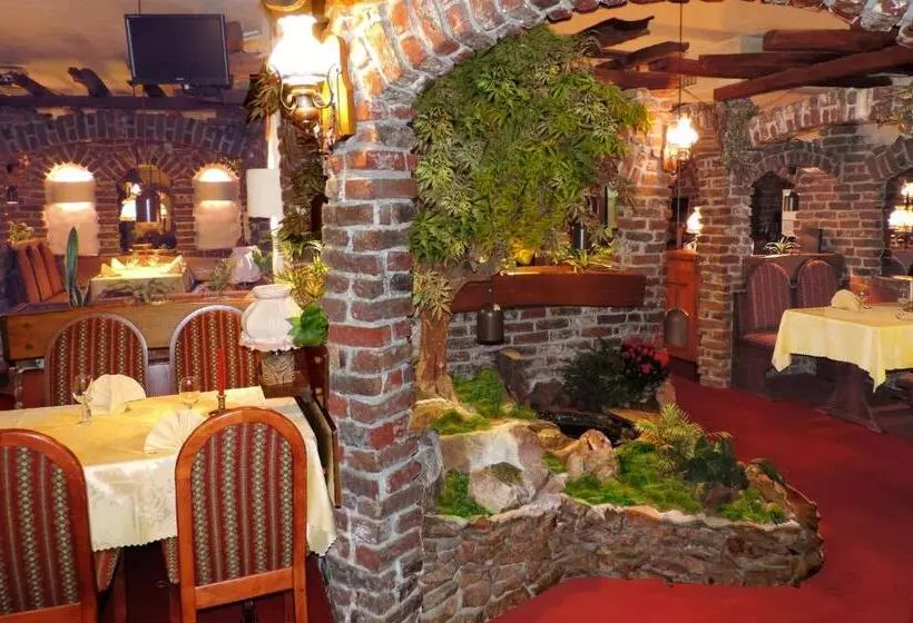 ホテル Restaurant Cristal