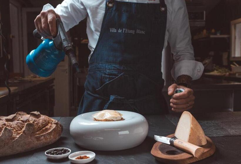 ホテル Villa De L Etang Blanc