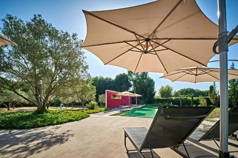 Aamiaismajoitus (B&B) Villa Mercedes Bord De Mer