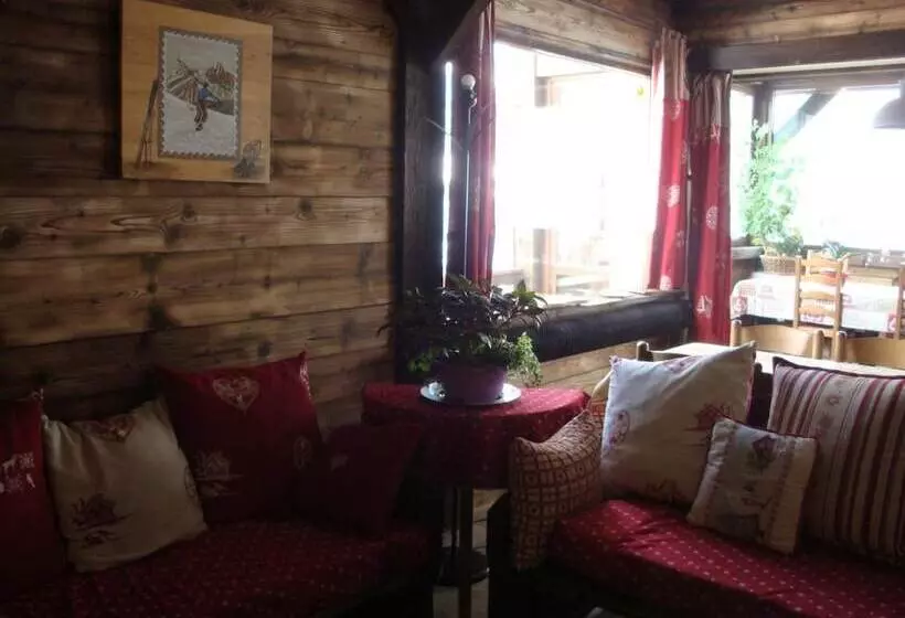 تختخواب و صبحانه Chambres D Hôtes Chalet De La Source