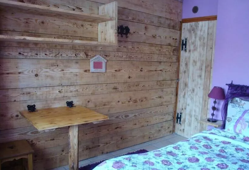 تختخواب و صبحانه Chambres D Hôtes Chalet De La Source
