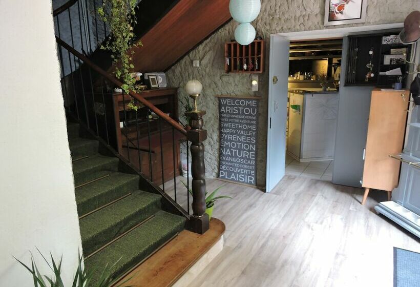 مبيت وإفطار Chambres D Hôtes L Aristou