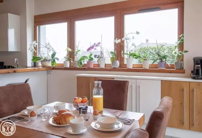 ベッドアンドブレックファースト Chambres D Hôtes La Grangelitte