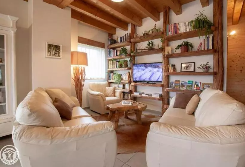 ベッドアンドブレックファースト Chambres D Hôtes La Grangelitte