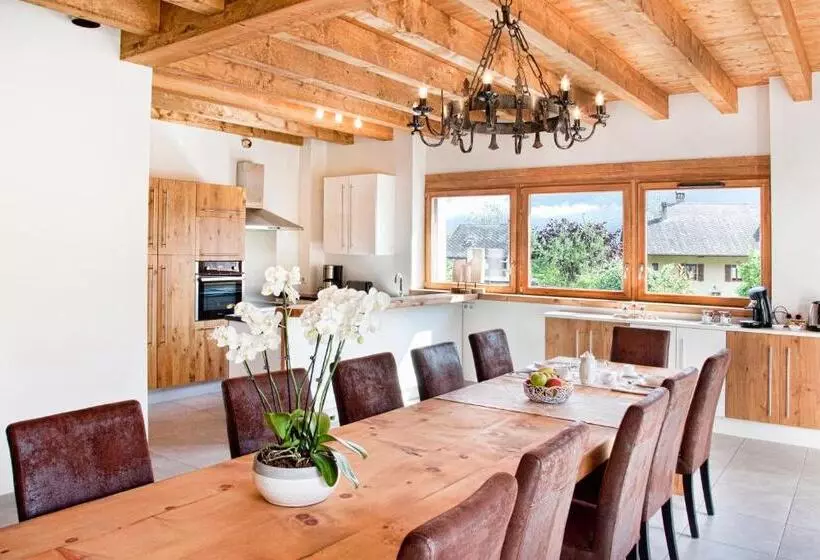 ベッドアンドブレックファースト Chambres D Hôtes La Grangelitte