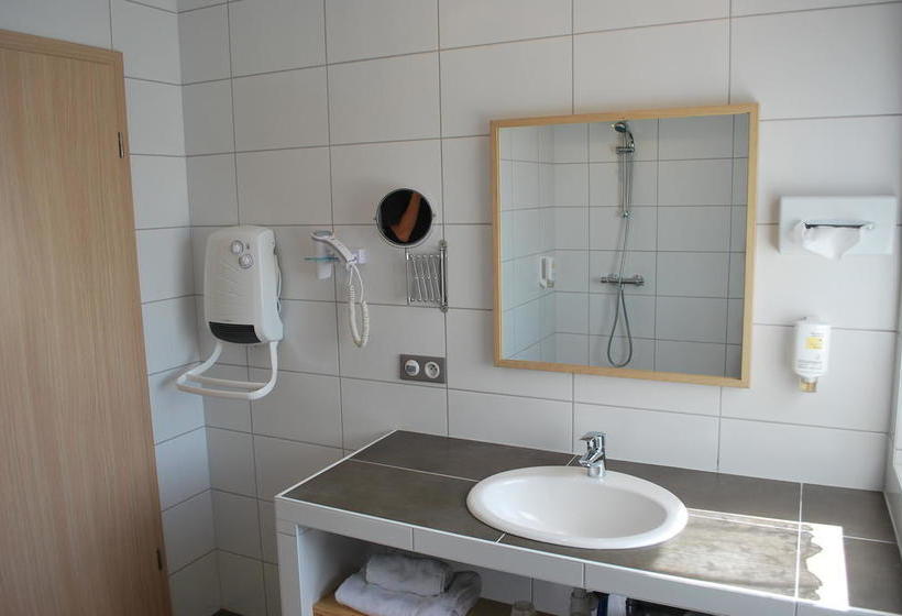 تختخواب و صبحانه Chambres D'hôtes Les Vignes