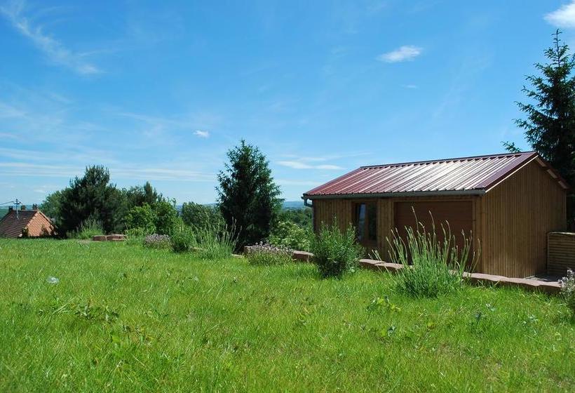 تختخواب و صبحانه Chambres D'hôtes Les Vignes