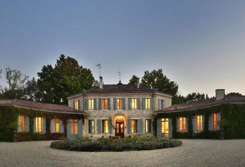 ベッドアンドブレックファースト Château De L Isle  Chambres D Hôtes