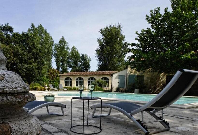 Bed and Breakfast Château De L Isle  Chambres D Hôtes