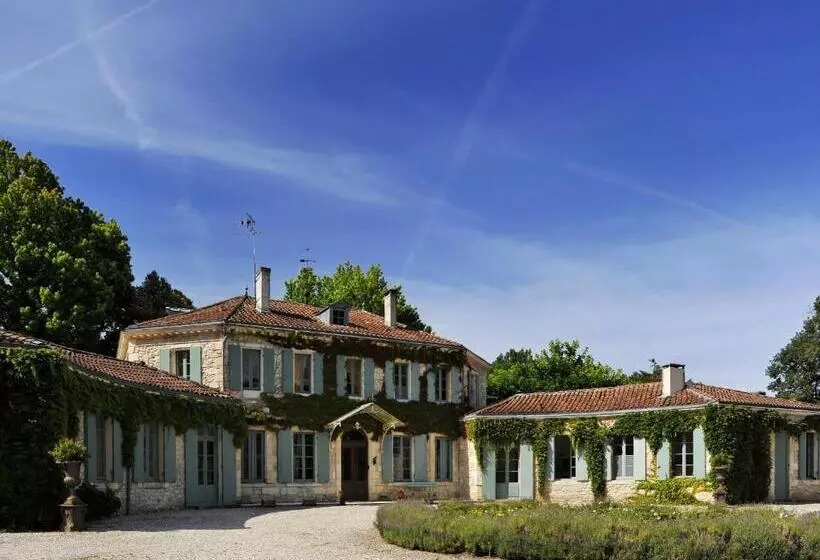 ベッドアンドブレックファースト Château De L Isle  Chambres D Hôtes