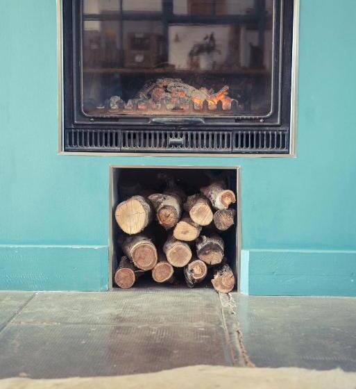 민박 La Gare De Millas Chambres D'hôtes