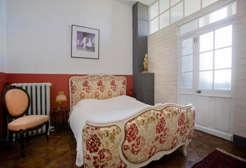 ベッドアンドブレックファースト La Maison Du Pont Vieux