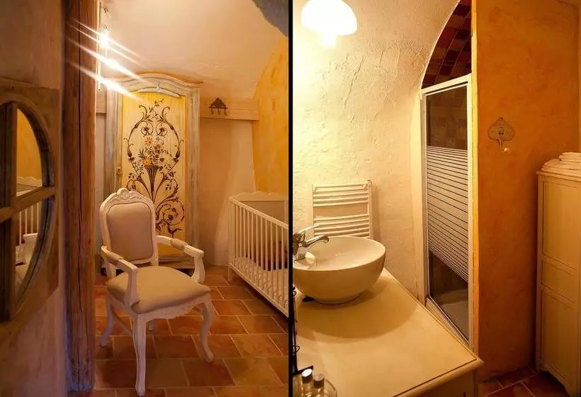 Bed and Breakfast Mas De Coulet