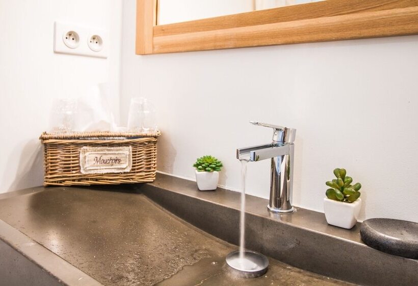 مبيت وإفطار Le Temps Des Hôtes