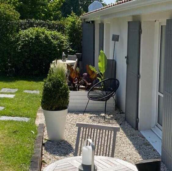 مبيت وإفطار Le Temps Des Hôtes