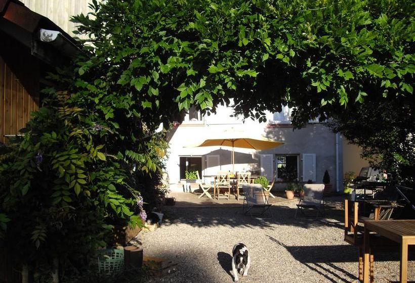 مبيت وإفطار Les Arts Verts