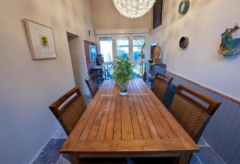 مبيت وإفطار Les Arts Verts