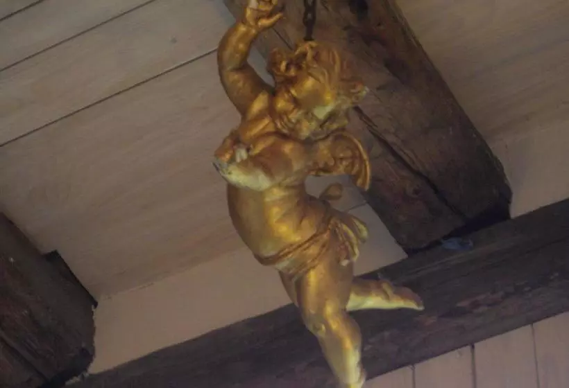 Aamiaismajoitus (B&B) Les Arts Verts