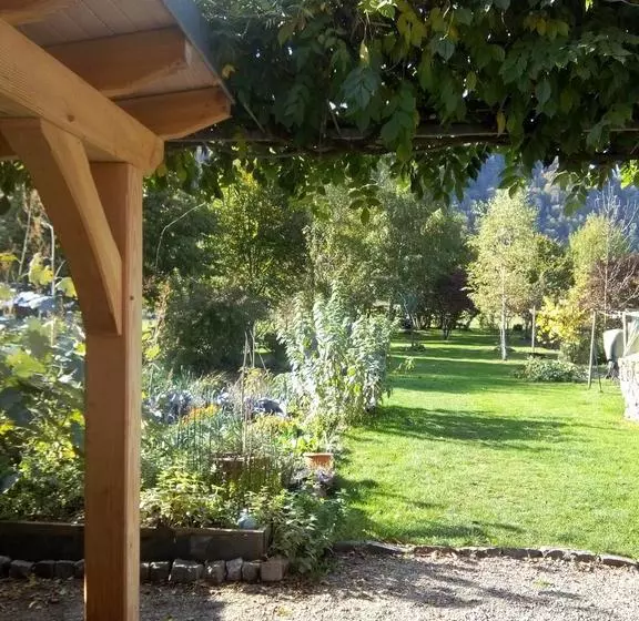 Aamiaismajoitus (B&B) Les Arts Verts