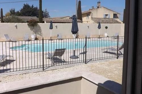 مبيت وإفطار Mas Dansavan Chambres D Hôtes