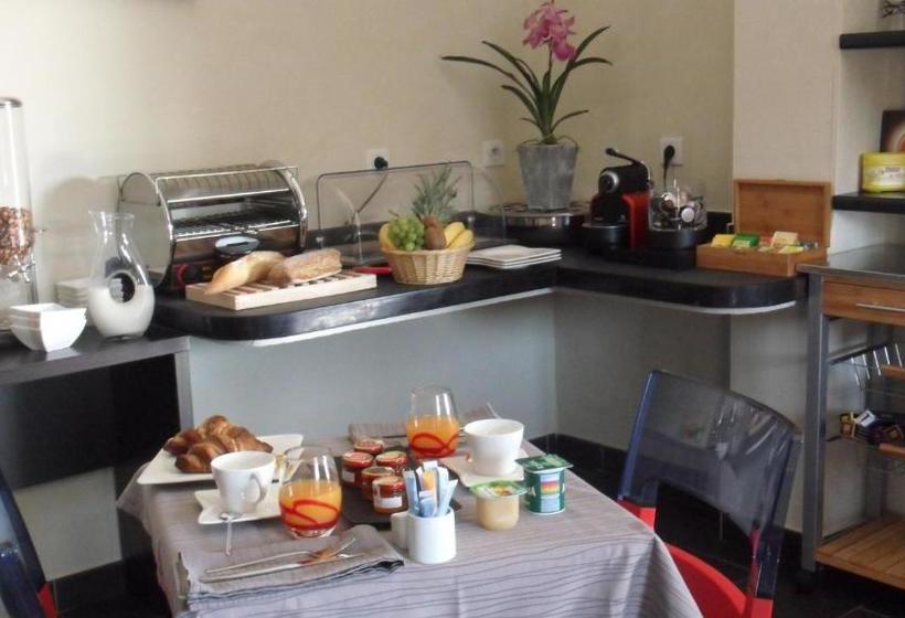 فندق Augustin Marie