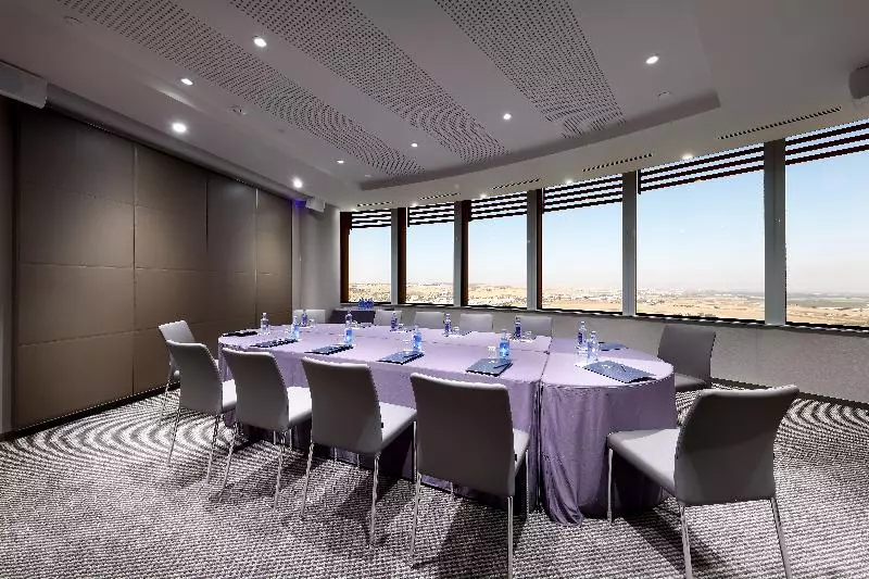 Hotelli Eurostars Torre Sevilla