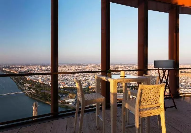 Hotelli Eurostars Torre Sevilla